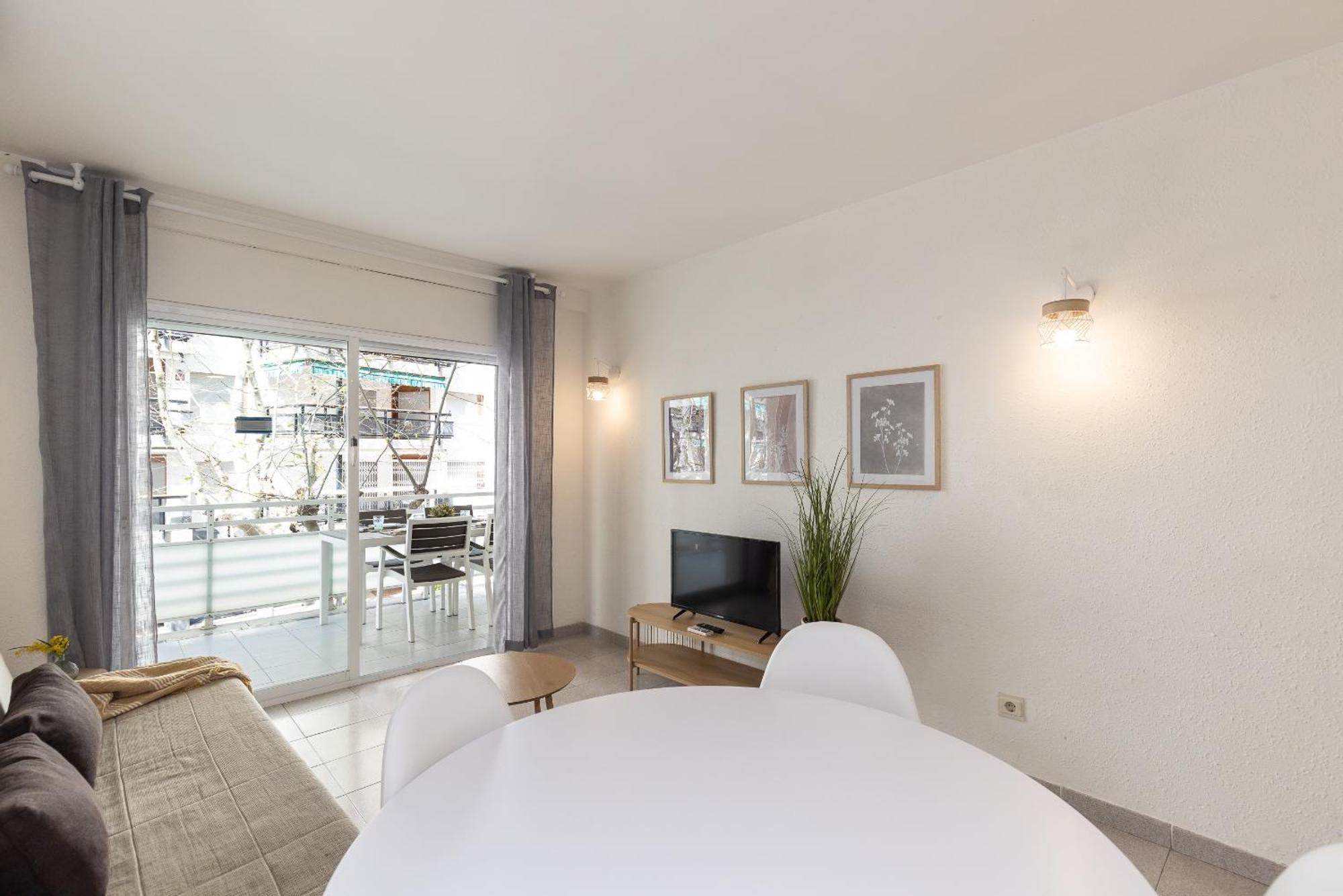 Uhc Apartamento Ruisenores Salou Exterior foto